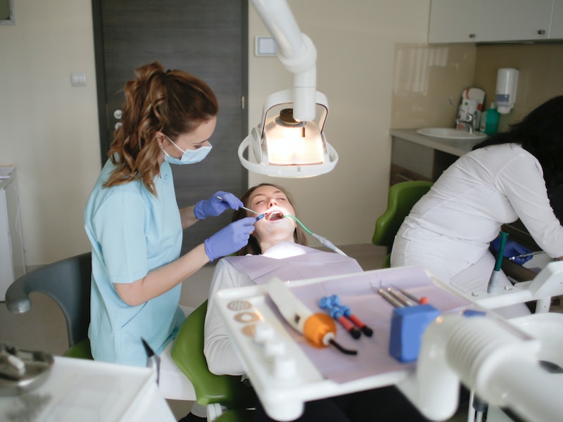 Cosmetic Dentistry Procedures: Top 6 Practical Benefits