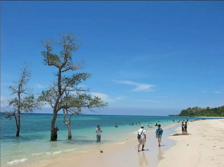 Pantai Lhok Mee